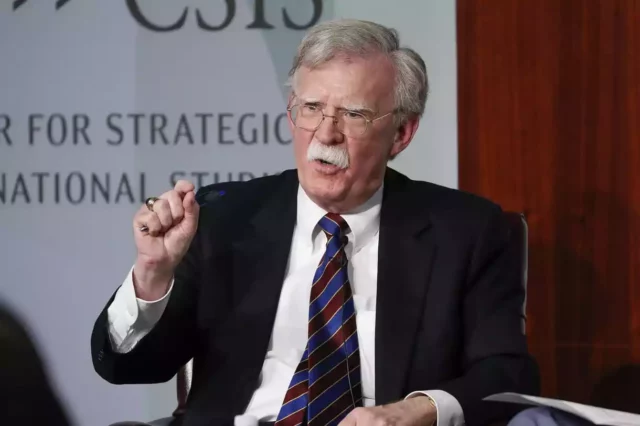 Irán niega un supuesto complot para asesinar a John Bolton