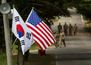 EE.UU. y Corea del Sur inician ejercicios militares masivos cerca de China