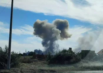 Las explosiones en la base aérea de Crimea provocaron más daños de los que Rusia afirma