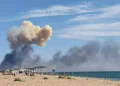 Pánico en Crimea: Explosiones masivas sacuden una base militar rusa