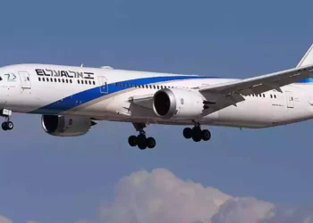 Omán cede a la presión iraní y mantiene los vuelos israelíes fuera de sus cielos