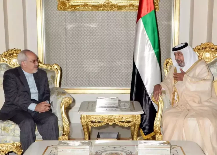 Los Emiratos Árabes Unidos restituirán a su embajador en Irán