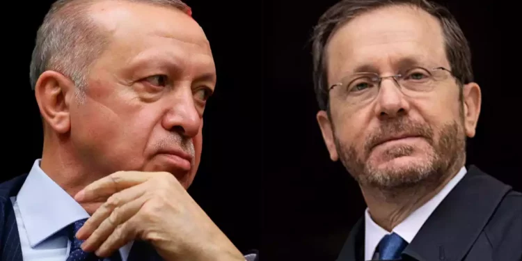 Herzog habla con Erdogan tras el restablecimiento de relaciones entre Israel y Turquía