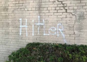 Vándalos escriben “Hitler” en una sinagoga de Nueva York