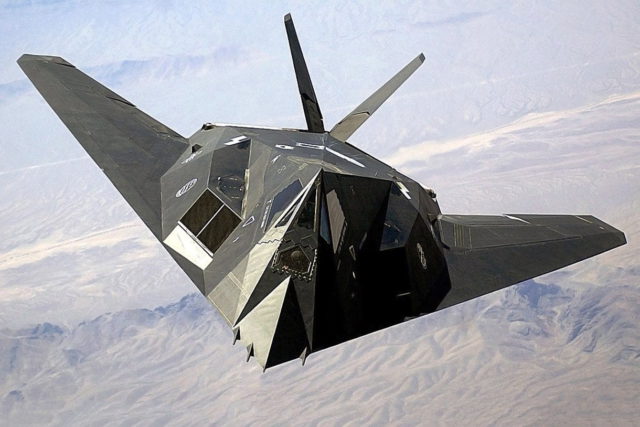 Por qué el F-117 Nighthawk tuvo una vida útil relativamente corta