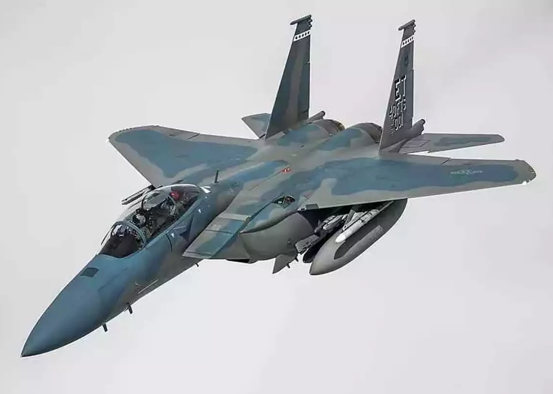 La USAF dice que su nuevo caza F-15EX es más letal que el F-35 y el F-22