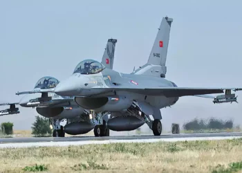 El jefe del comité del Senado de EE.UU. se opone a la venta de F-16 a Turquía