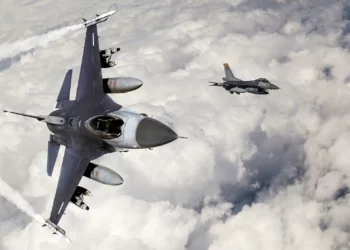 La USAF enfrentó a los F-16 en simulacro de combate