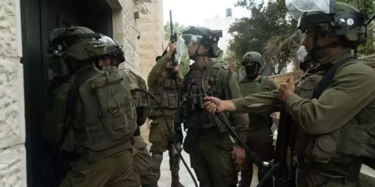 Israel cierra 7 oficinas de organizaciones designadas como “terroristas” en Judea y Samaria