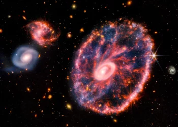 Telescopio Webb capta la impresionante Galaxia de la Rueda de Carro