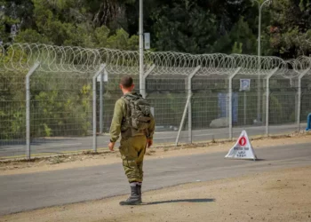 Las carreteras cercanas a Gaza permanecerán cerradas por tercer día consecutivo