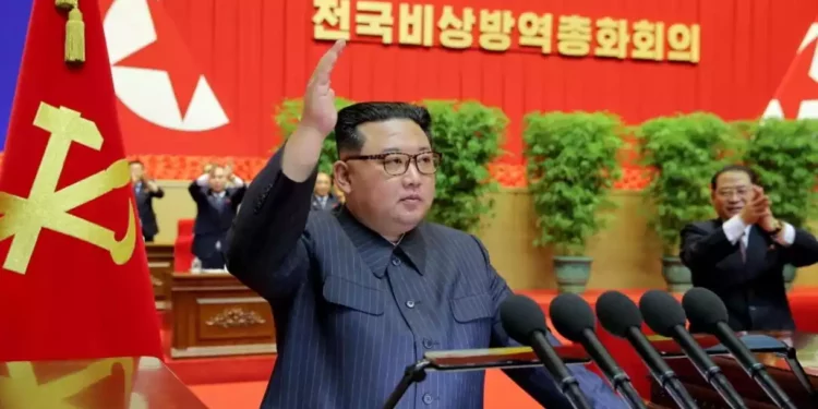 Corea del Norte “declara la victoria” sobre el coronavirus y culpa al Sur del brote