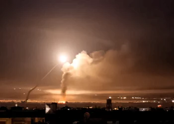 Ataque aéreo israelí en Siria destruyó más de mil misiles de fabricación iraní – Informe