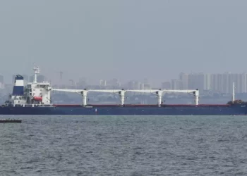 El primer cargamento de grano ucraniano sale del puerto de Odesa como parte del acuerdo negociado por la ONU