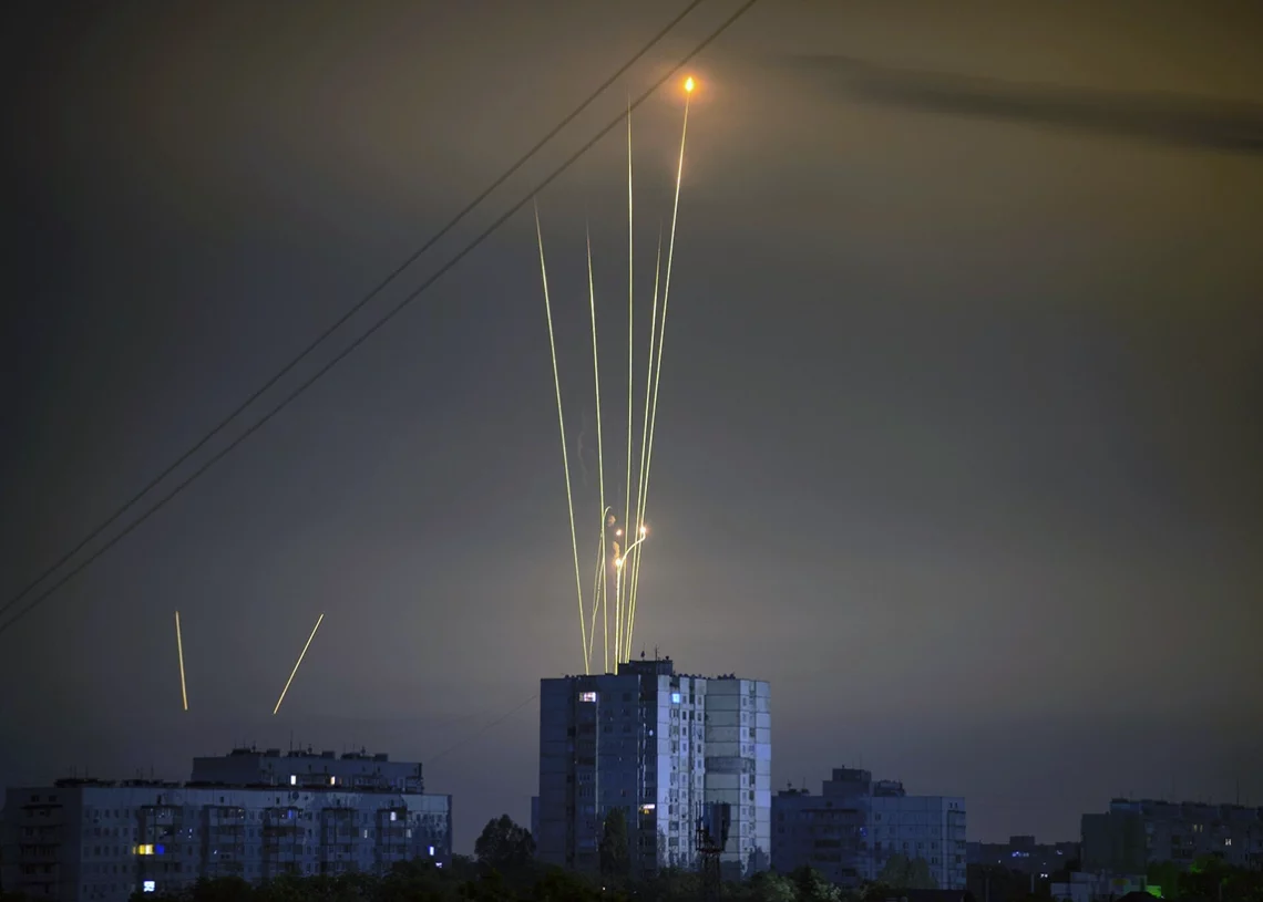 Rusia derriba drones ucranianos en Crimea mientras la guerra se amplía