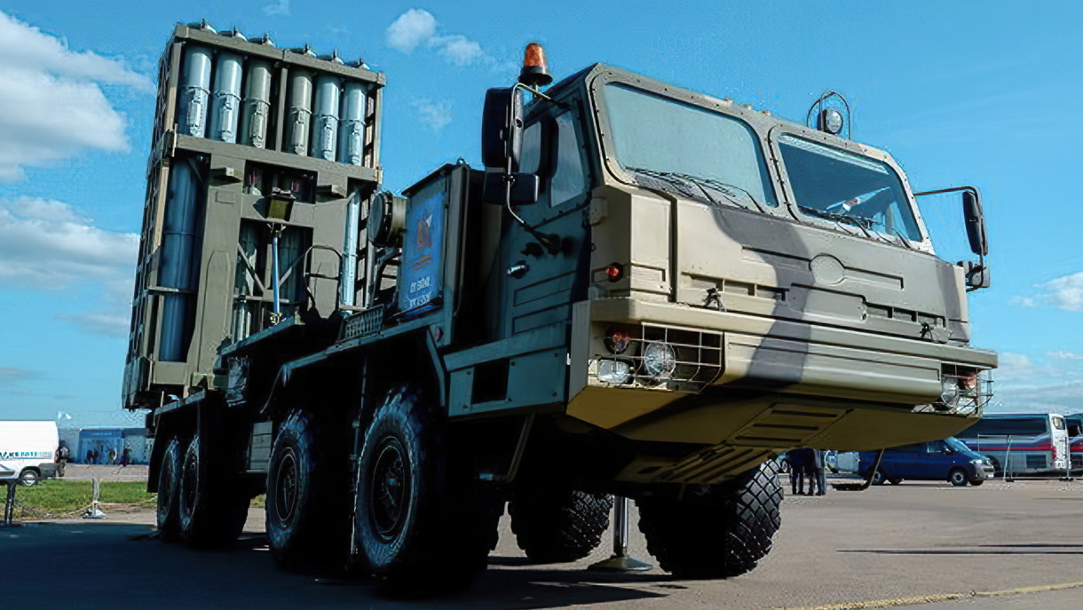 El nuevo sistema de misiles S-350 de Rusia aparece cerca de la frontera con Ucrania