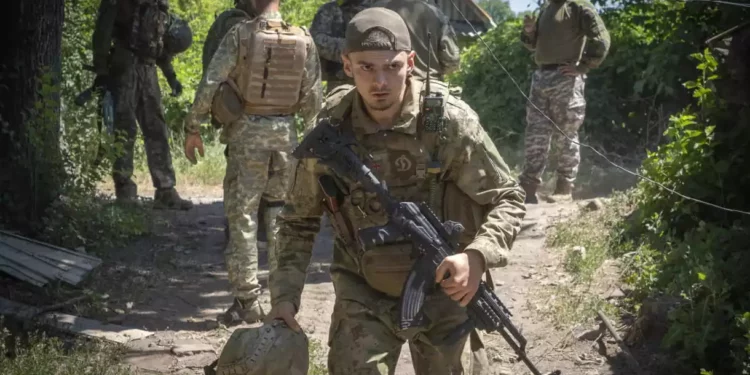 Las fuerzas ucranianas continúan su avance en la región de Kherson