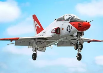 Un avión de entrenamiento T-45C de la Armada se estrella en un campo de Texas