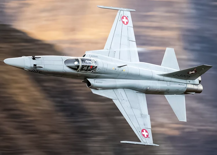 ¿Pueden los viejos cazas F-5 de Taiwán enfrentarse a China?