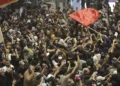 Tensiones en Irak avivan las protestas por la ocupación del parlamento