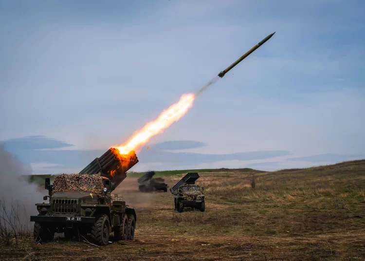 Drones, misiles y cohetes: EE.UU. envía a Ucrania un arsenal para luchar contra Rusia