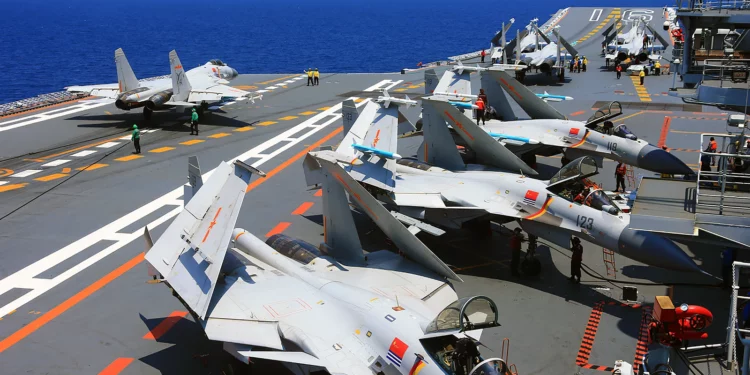 ¿Cómo planea Taiwán hundir los portaaviones chinos?