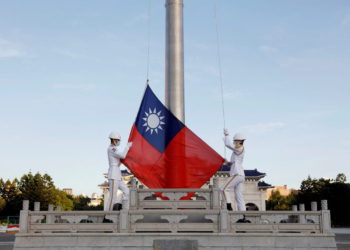 Taiwán realiza disparos contra un dron chino cerca de una isla en alta mar