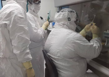 Por primera vez en Israel: Niño con rara enfermedad de la piel recibe células madre adultas