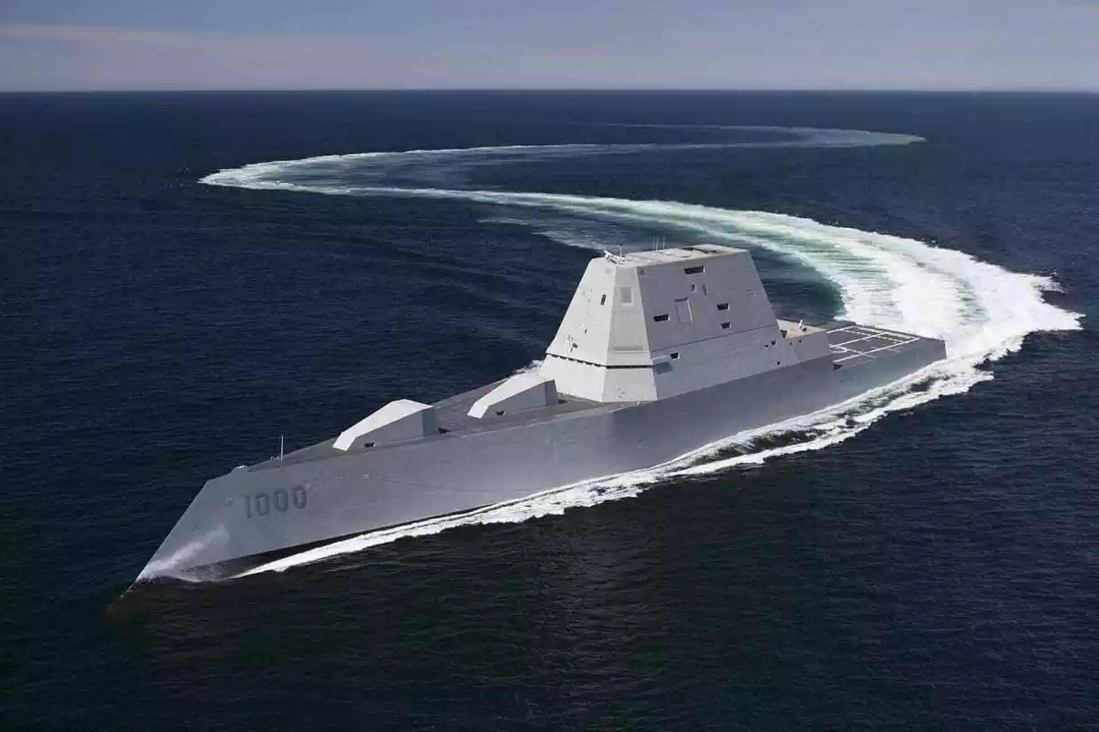 La Marina de EE.UU. añade misiles hipersónicos a sus destructores furtivos Zumwalt