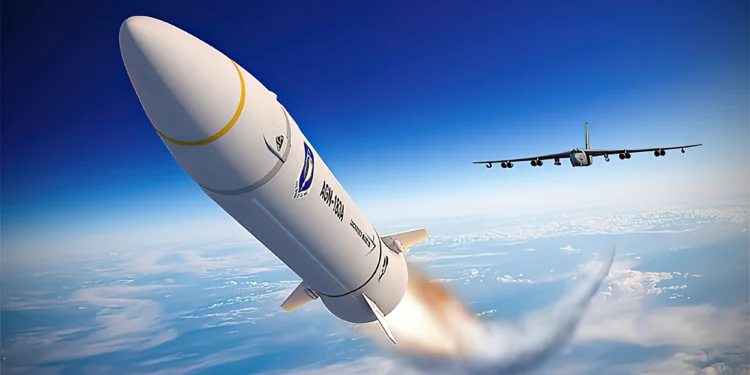 EE.UU. planea una tercera prueba del misil hipersónico ARRW
