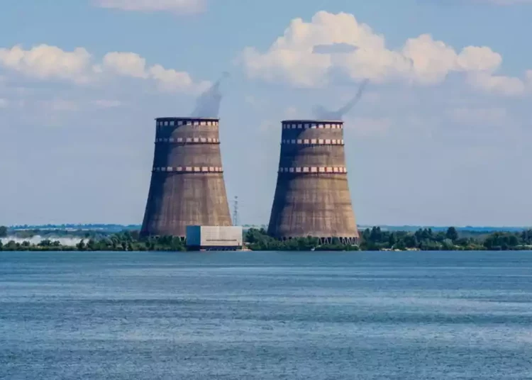 La central nuclear de Ucrania está fuera de control: advierte el jefe del OIEA