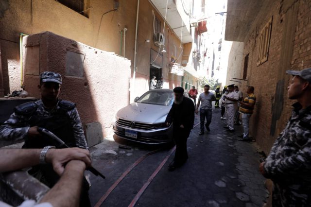 41 muertos y 45 heridos en el incendio de una iglesia en Egipto