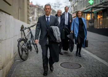 La fiscalía suiza pide prisión para el magnate israelí condenado por corrupción