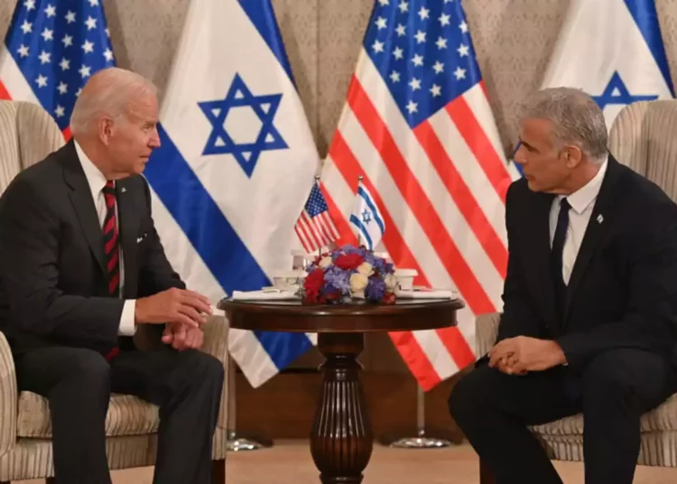 Joe Biden a Yair Lapid: Nunca ataremos las manos de Israel contra Irán