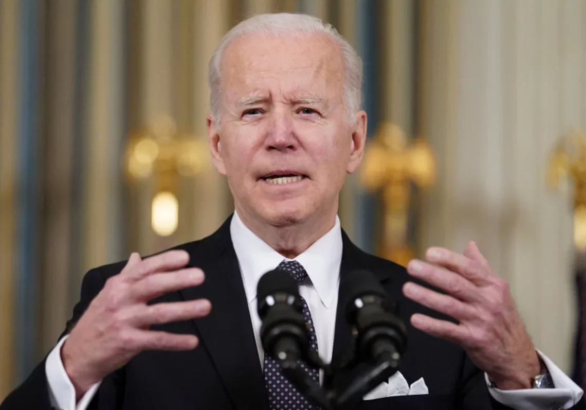 Biden insta a Putin a no utilizar armas nucleares tácticas en Ucrania