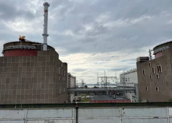 Ucrania: Centra nuclear de Zaporizhzhia fuera de servicio por bombardeos rusos