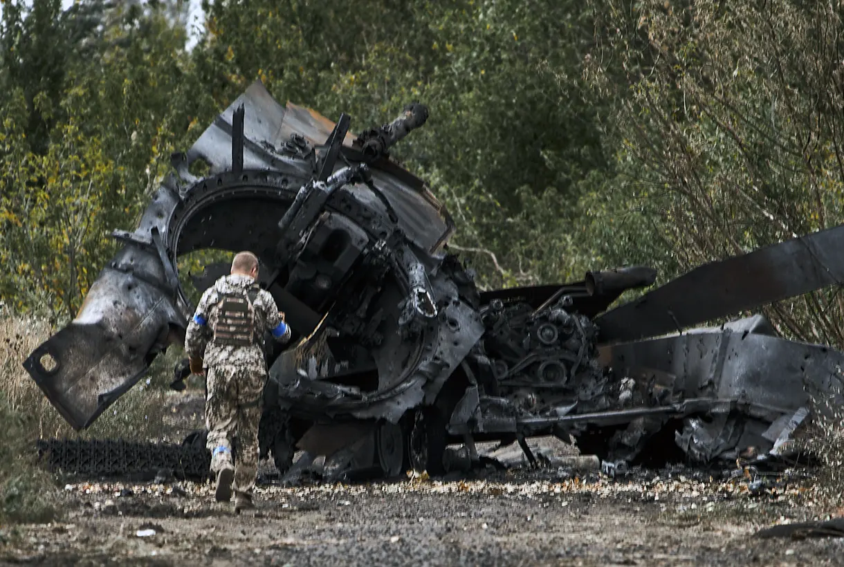 Ucrania afirma haber llegado a la frontera rusa mientras la contraofensiva mantiene su impulso