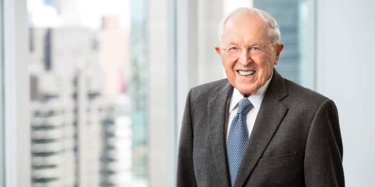 Muere a los 96 años un socio de Buffett, descendiente de una dinastía filantrópica judía