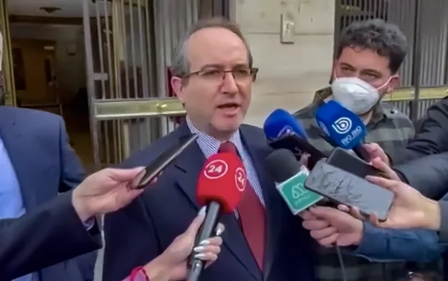 El enviado de Israel dice que Chile se disculpó después del desaire de Boric