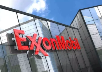 Exxon limita el suministro de combustible en Francia mientras las huelgas cierran las refinerías