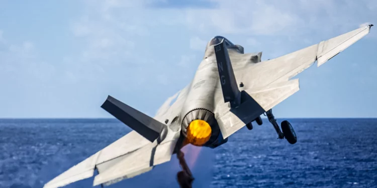 Cómo China detuvo la producción de nuevos cazas furtivos F-35