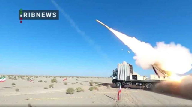 Irán afirma estar probando misiles Fath 360 “muy similares” a los HIMARS de EE.UU.