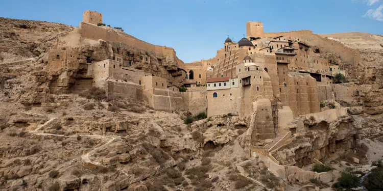Muere un turista español en el desierto de Judea