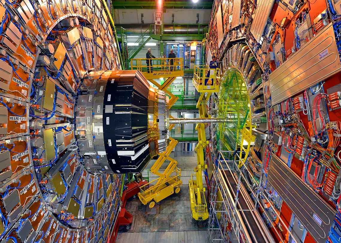 La crisis energética europea podría obligar a parar el Gran Colisionador de Hadrones