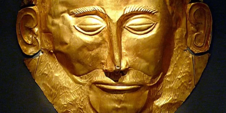 ¿A quién pertenecía la máscara de oro de 3.000 años encontrada en China?