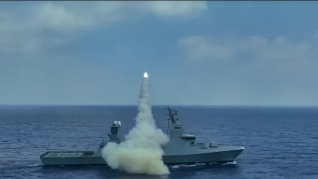 La Armada israelí prueba una nueva generación de misiles antibuque mientras se disparan las tensiones con Hezbolá