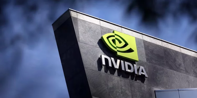China condena medida que amenaza el acceso a los chips avanzados de Nvidia