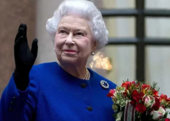 Medio iraníes celebran la muerte de la reina Isabel II