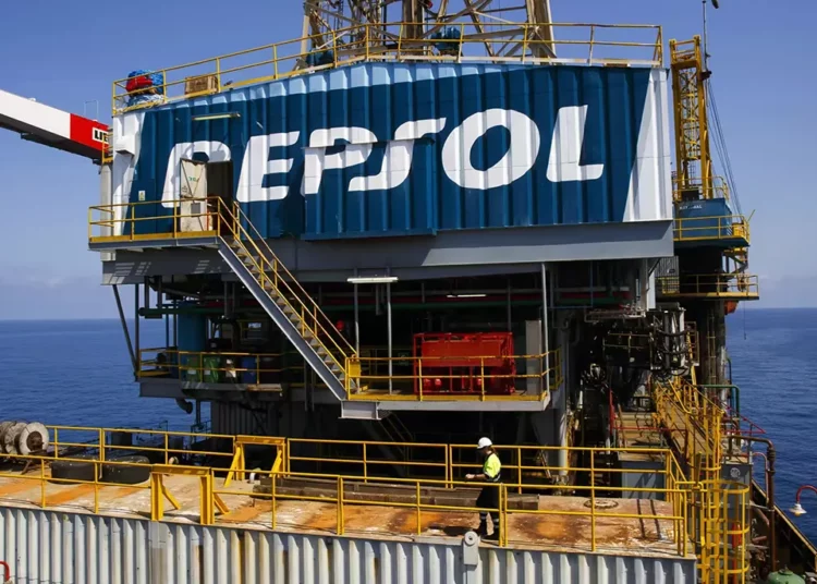 Repsol venderá una participación de $4.800 millones en su negocio de petróleo y gas