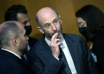 EE. UU. respalda al enviado sobre Irán a pesar de las críticas de Israel